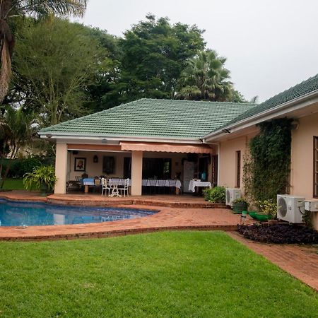 Bed and Breakfast 12 Fleetwood Хараре Экстерьер фото
