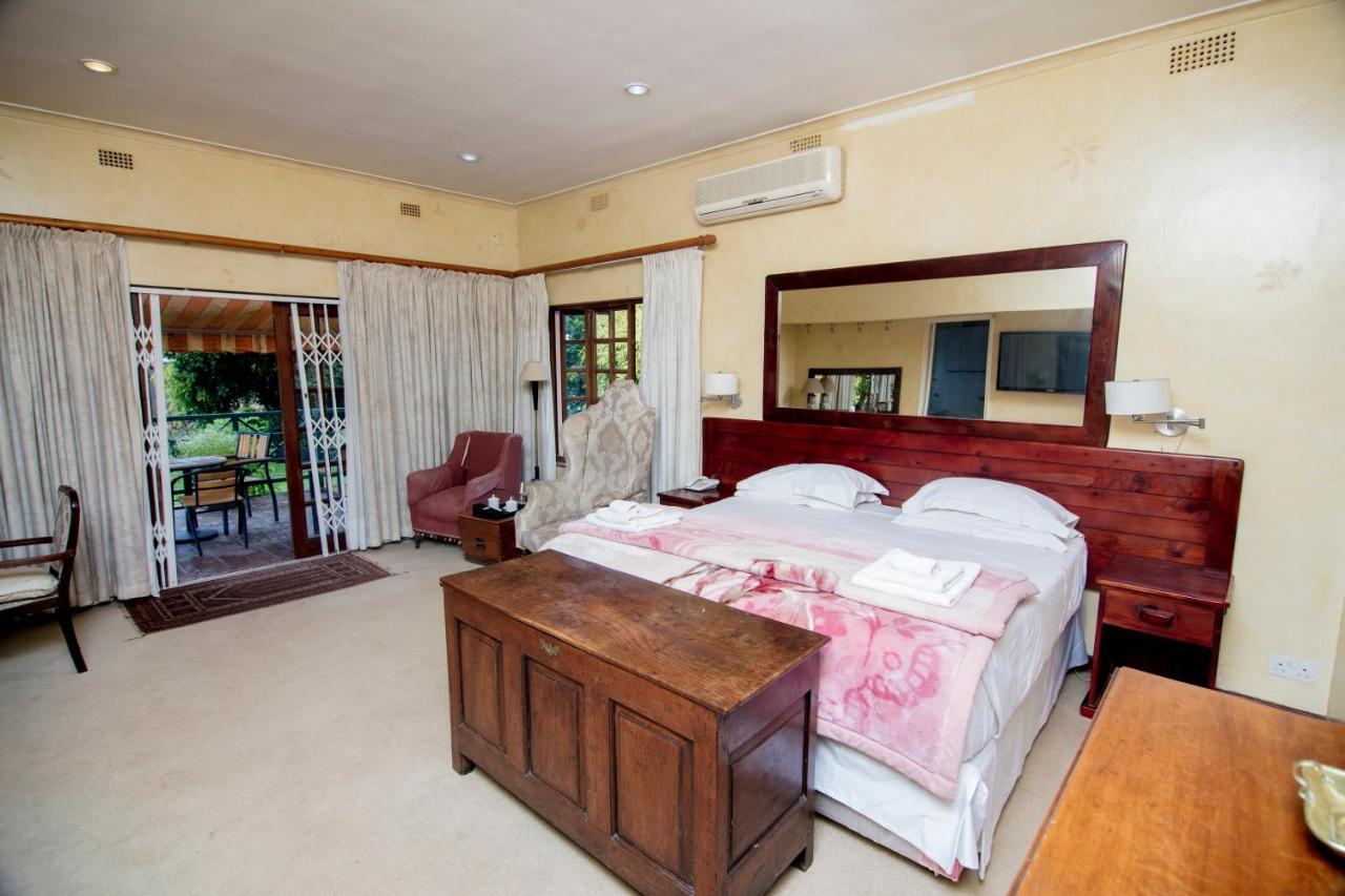 Bed and Breakfast 12 Fleetwood Хараре Экстерьер фото