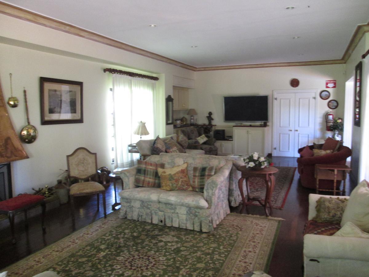 Bed and Breakfast 12 Fleetwood Хараре Экстерьер фото